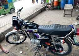 Honda 125  19/20 model black colour