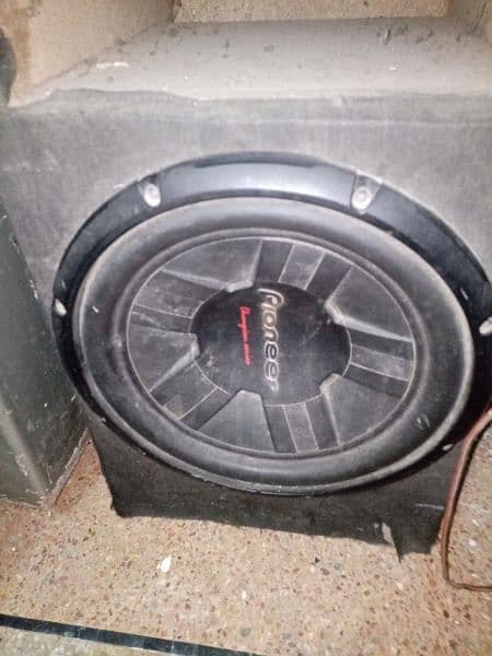 2 Base speakers 12 inch 4