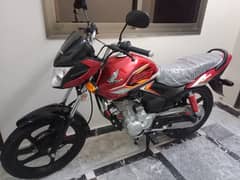 Honda CB 125F 2024