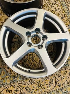 Honda Accord cl9 Oem 17 inches light weight Rims