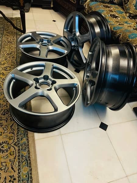 Honda Accord cl9 Oem 17 inches light weight Rims 5