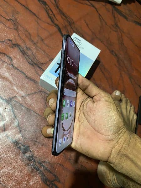 oppo Reno 12 5g AI 12+12/512 urgent sale 2