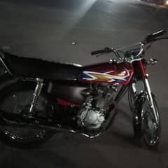 Honda 125 good condition.