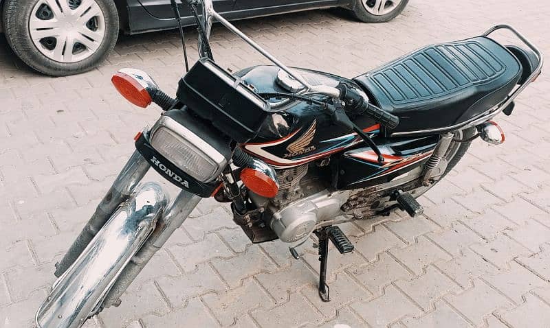 Honda CG 125 for sale in original condition 7