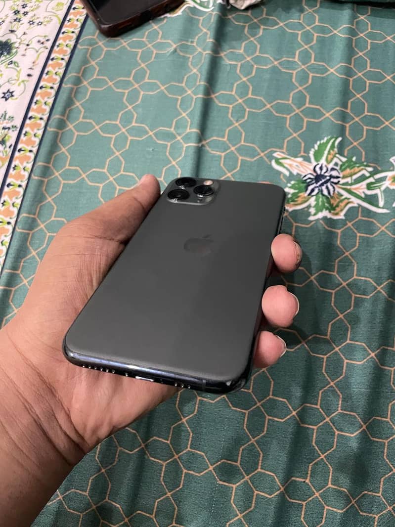 iPhone 11 pro 256 GB Dual PTA approved 0