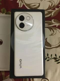 VIVO V30e