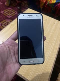 samsung j5 (faulty)