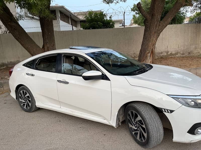 Honda Civic Oriel 2018 ug 3