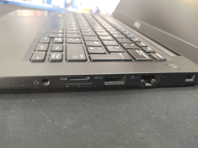 DELL LATITUDE 7390 - PROFESSIONAL LAPTOP 2