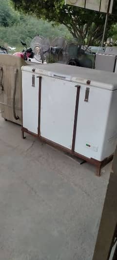 Hier D freezer for sale