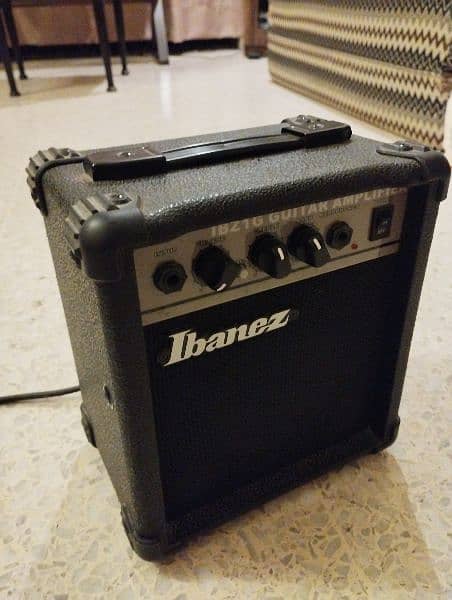 Ibanez Guitar Amp IBZ1G 10W Original and Almost New Condition 3