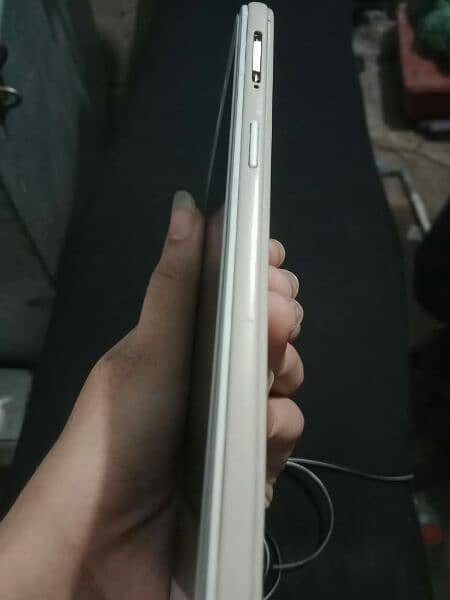 Oppo A57 1