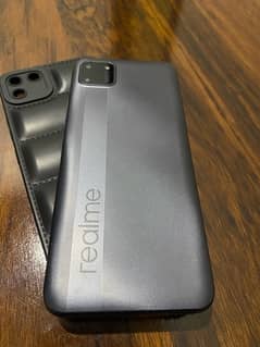 realme C11