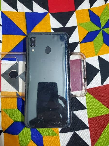 Samsung galaxy A20 with box 1