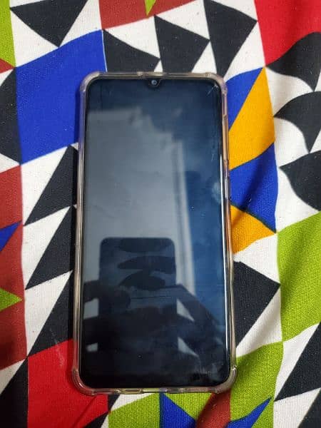 Samsung galaxy A20 with box 4