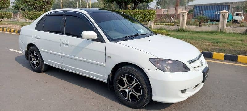 Honda Civic EXi 2005 4