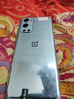 OnePlus 9 Pro – Excellent Performance, Minor Back Crack, Great Price!