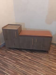 shoes rack with a seater