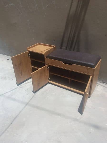 shoes rack with a seater 6