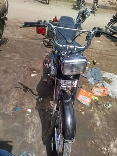 super star 70cc 2018 model karachi number 45000 0