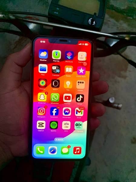 iphone xs max PTA DUAL Approved 64gb LLA 1