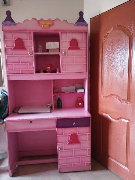 kids complete furniture. boht he kam price ma 1