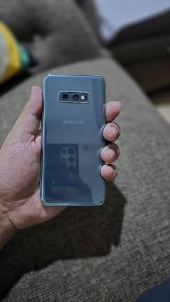 Samsung Galaxy S10e