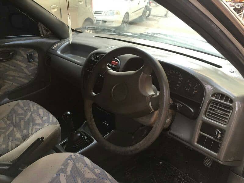 Suzuki Baleno 2004 out class condition 4