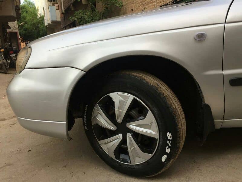 Suzuki Baleno 2004 out class condition 5