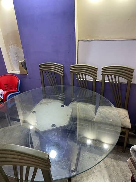 dinning table with 5 chairs 1