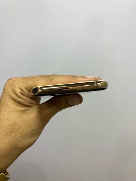 IPHONE 11 PRO (256GB) PTA APPROVED 5