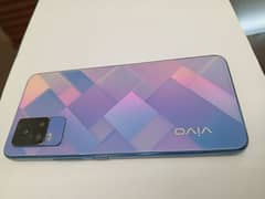 Vivo V21e in 9/10 condition