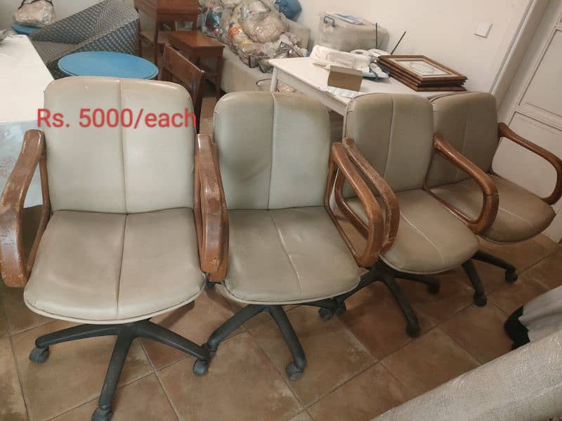 Leather Chair with Arm Rest 6