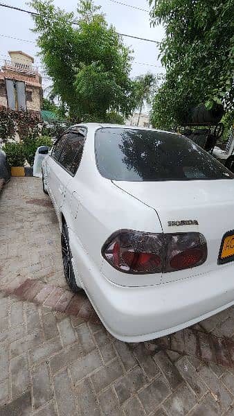 Honda Civic EXi 1999 automatic 8