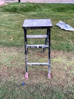 3 Step Ladder For Sale