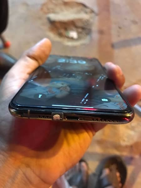 Iphone 11 pro max 64gb non active sim work 5