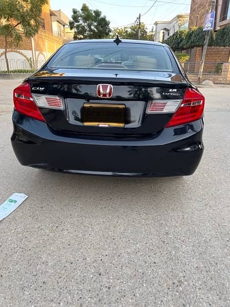 Urgent sale Honda Civic 2014 rebirth black vti hardtop auto mint car 8