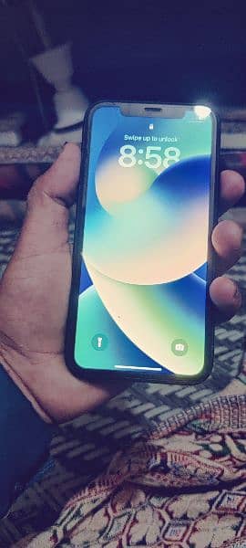 iphone XR whater pak 4