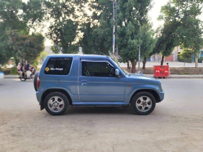 Mitsubishi Pajero Mini  08/14 5