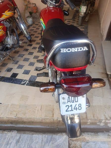 honda CD70 3