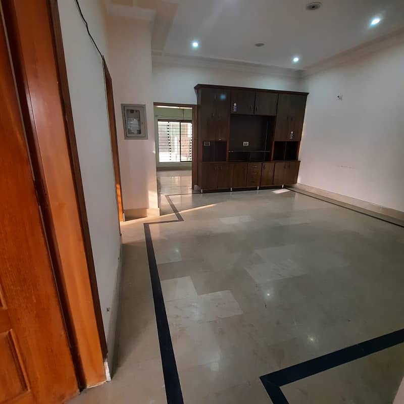 10 MARLA UPPER PORTION AVAILABLE FOR RENT IN TIP SOCIETY 8