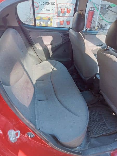 Toyota Vitz 2000 (urgent sale) 8