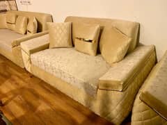 Few months used designer sofa set excellent condition