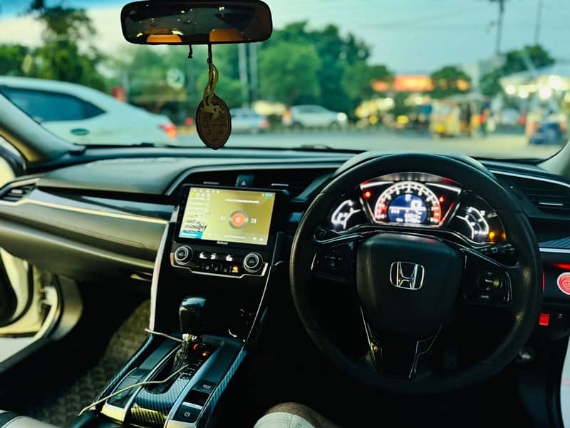 HONDA CIVIC X 7