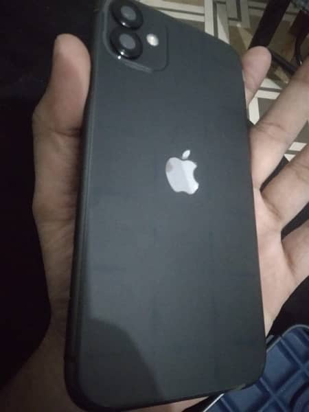 IPhone 11 128 sim working 0