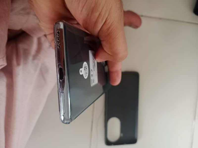 Oppo Reno / 115g / Pta Approved 1