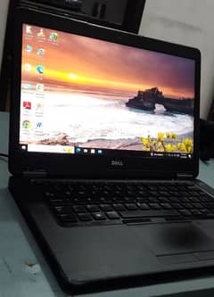 Dell Laptop Brand New condition urgent sale 03058289226