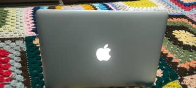 MAC Book Pro 2012