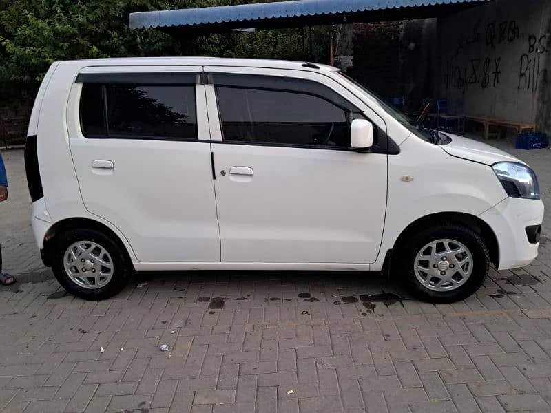 Suzuki Wagon R AGS 2021 4