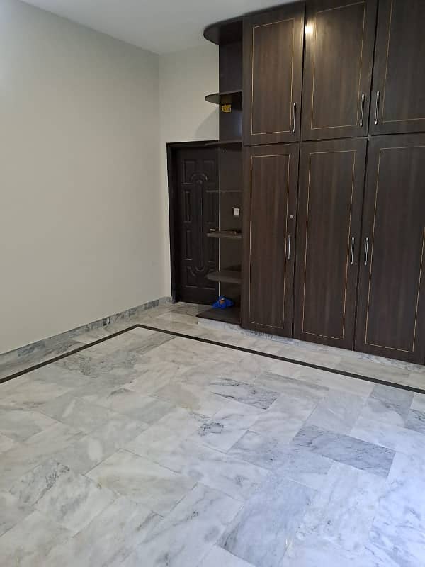 1 KANAL SINGLE STOREY HOUSE AVAILABLE FOR RENT IN OPF HOUSIG SCHEME BLOCK D 8